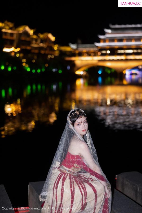 豆瓣酱  [XiuRen]高清写真图 2024.04.07 No.8349 豆瓣酱 美乳性感第16张图片